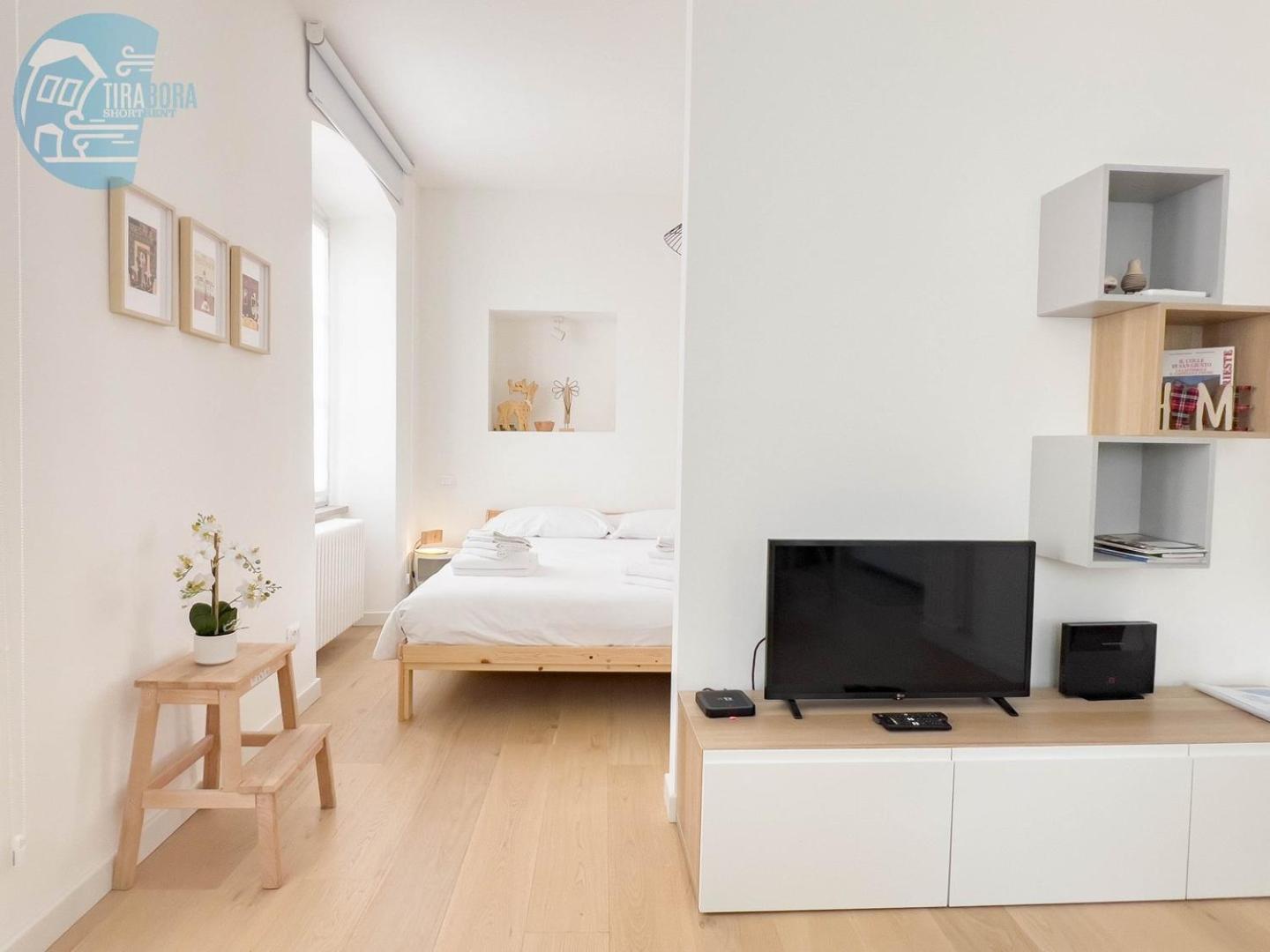 Corridoni 2B Tirabora Short Rent Lägenhet Trieste Exteriör bild