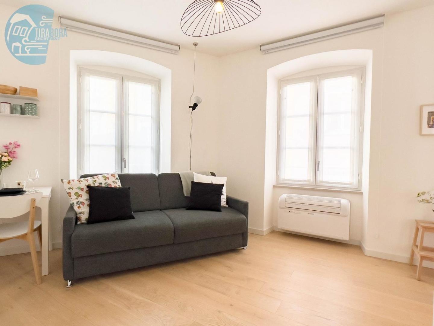 Corridoni 2B Tirabora Short Rent Lägenhet Trieste Exteriör bild