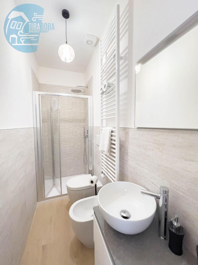 Corridoni 2B Tirabora Short Rent Lägenhet Trieste Exteriör bild