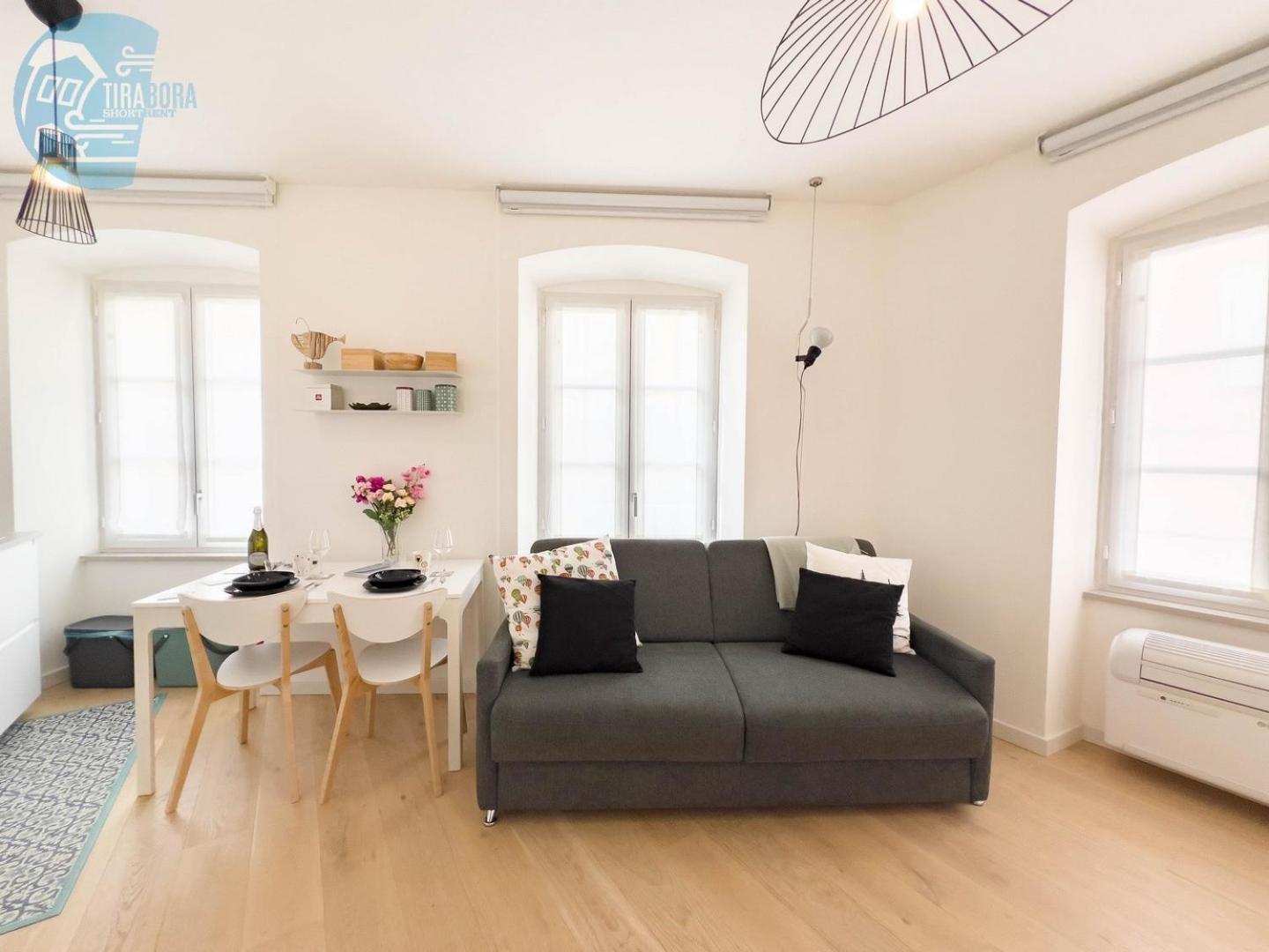 Corridoni 2B Tirabora Short Rent Lägenhet Trieste Exteriör bild