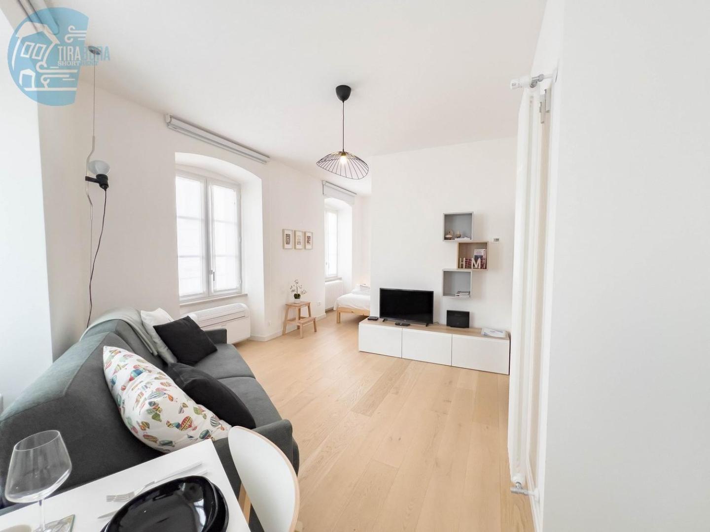 Corridoni 2B Tirabora Short Rent Lägenhet Trieste Exteriör bild